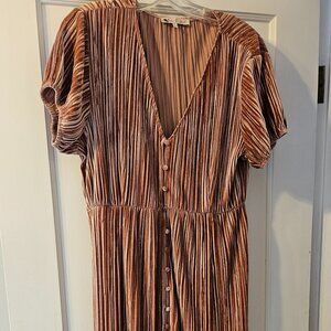 Mauve Ribbed Velvet Maxi Dress from Willow & Root, size L